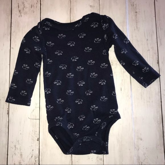 18 month Carter’s blue stripe onesie elephant pant lot - Picture 8 of 12